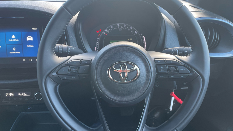 Toyota Aygo X 1.0 VVT-i Edge 5dr Auto [Parking] Petrol Hatchback